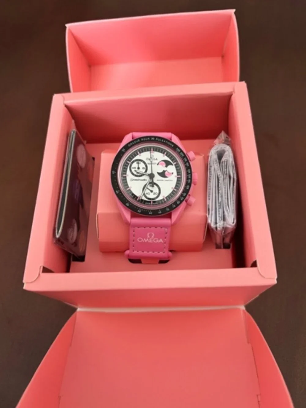 🍀 OMEGA🍀  pink battery watch